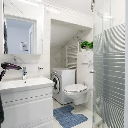 דירה Blue-line-apartment-unirii