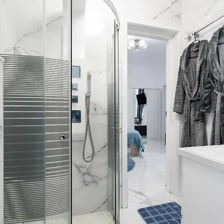 דירה Blue-line-apartment-unirii