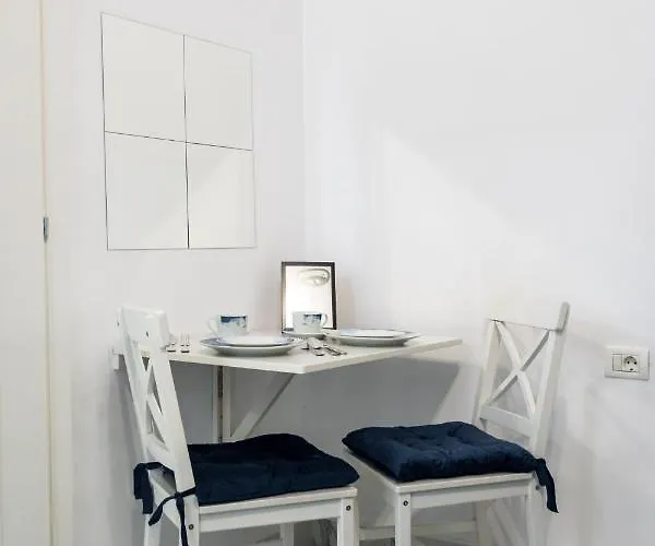 Blue-line-apartment-unirii 公寓 布加勒斯特