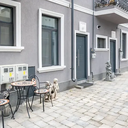 Blue-line-apartment-unirii Bukareszt