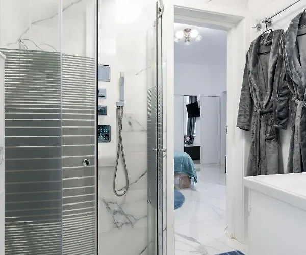 アパート Blue-line-apartment-unirii